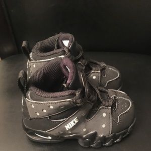 Charles Barkley Nike shoes toddler size 5